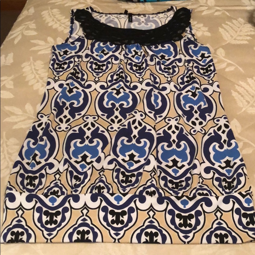 Maurice’s tank top